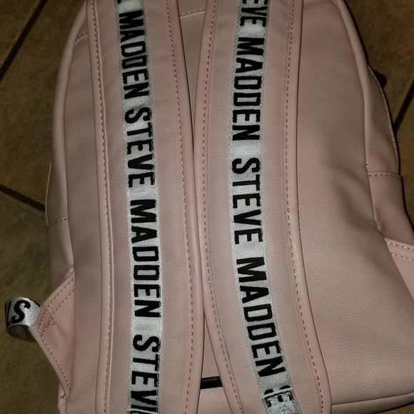 Steve Madden Backpack - Picture 4 of 4